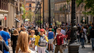 Coisas dentro de si, que ela morreria de vergonha se alguém descobrisse. tanto é que ela evita até pensar, com medo que alguém ouça o seu pensamento.